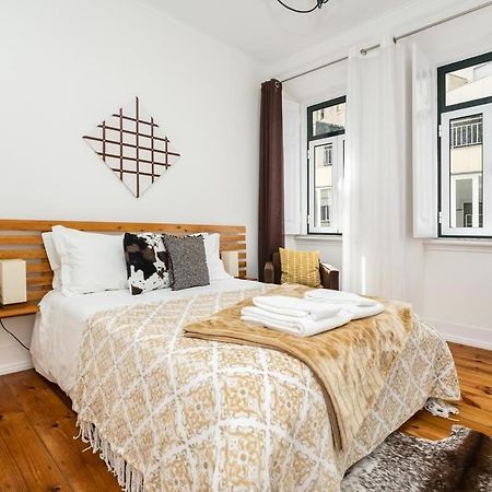 Rustic M2 R1 - Amazing Double Room With Shared Bathroom Lissabon Buitenkant foto