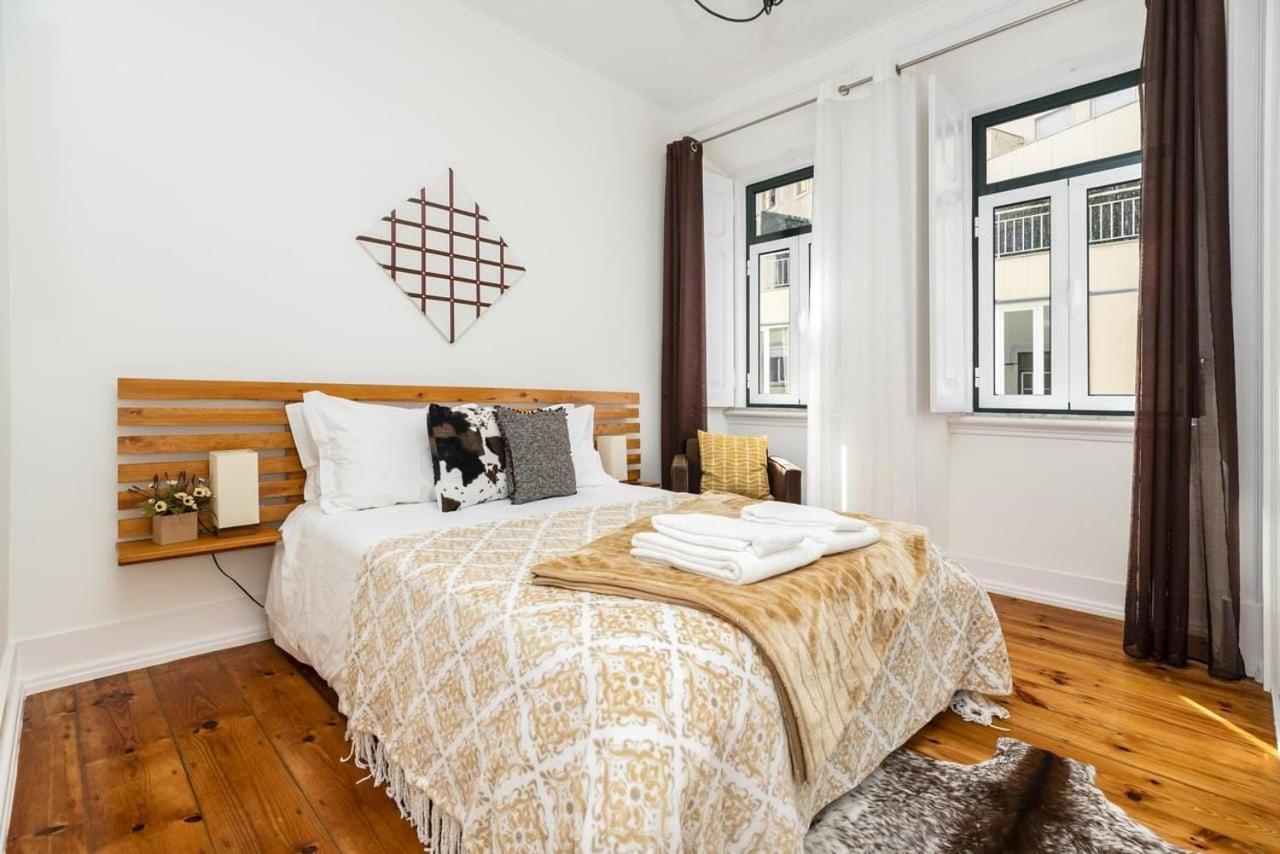 Rustic M2 R1 - Amazing Double Room With Shared Bathroom Lissabon Buitenkant foto