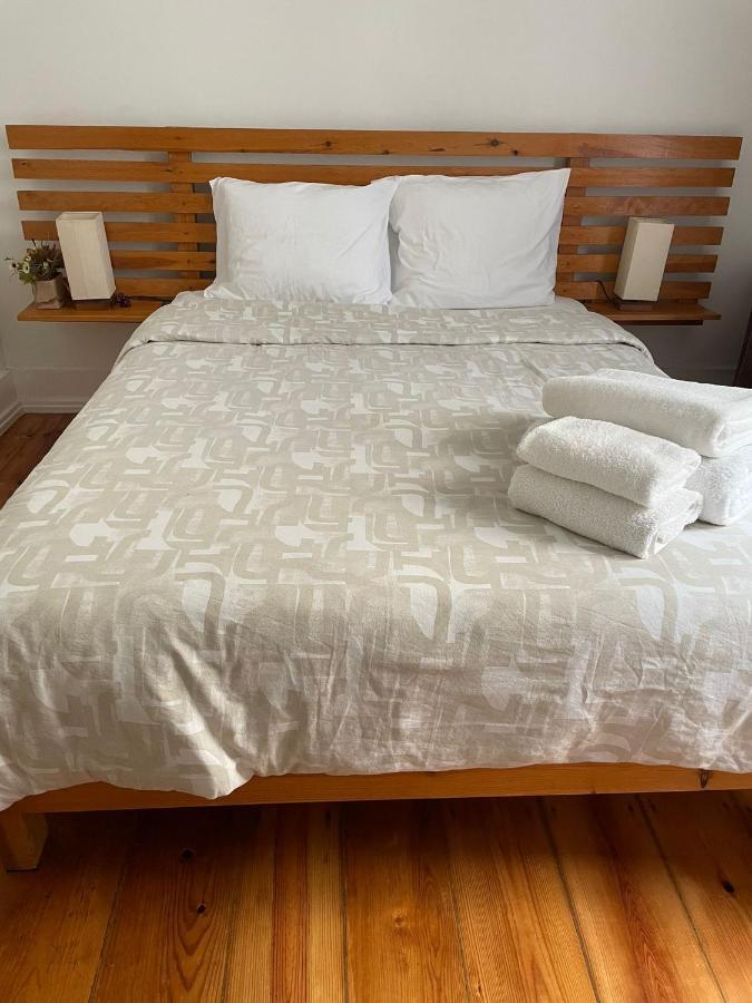 Rustic M2 R1 - Amazing Double Room With Shared Bathroom Lissabon Buitenkant foto