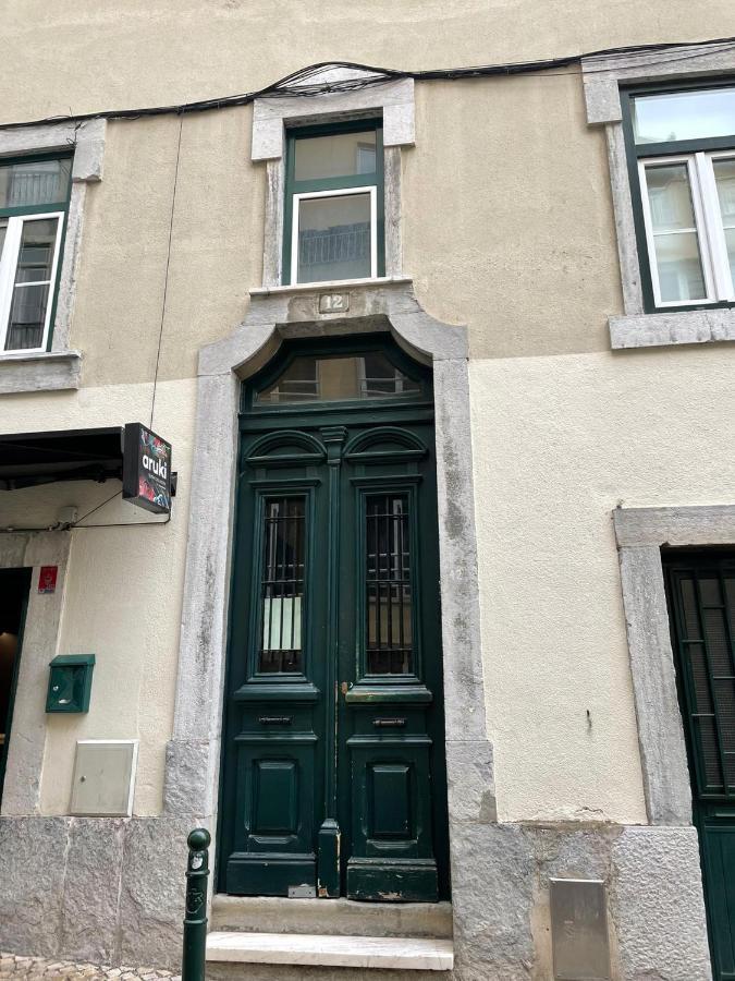 Rustic M2 R1 - Amazing Double Room With Shared Bathroom Lissabon Buitenkant foto
